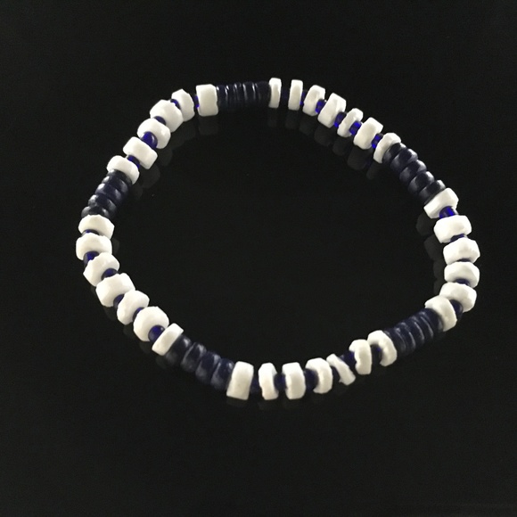 Casual Blu and White bracelet - Picture 1 of 5